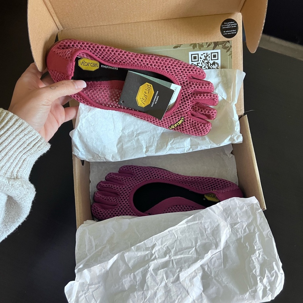 Vibram Burgundy Mesh Toe Shoes